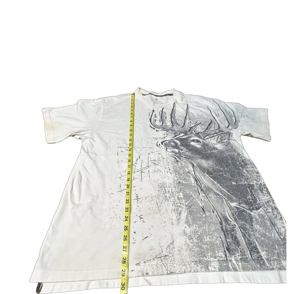 Legendary XL Deer Buck Graphic Tee Distressed Camo Trim Hunting - Picture 4 of 14